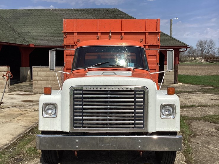 1976-international-loadstar-image-2