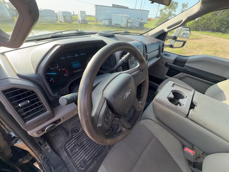2018-ford-f450-xl-image-24
