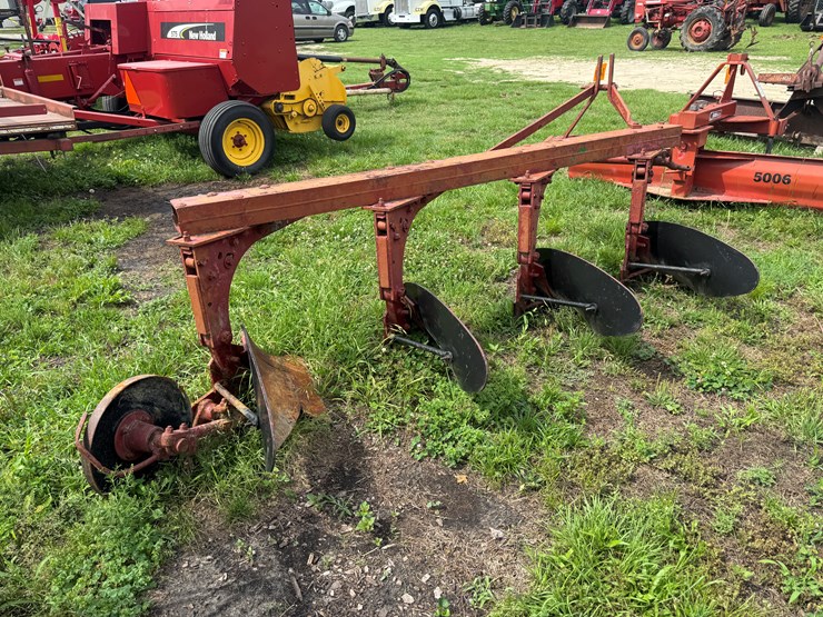 massey-ferguson-4-image-3