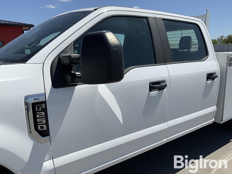 2021-ford-f250-xl-image-19