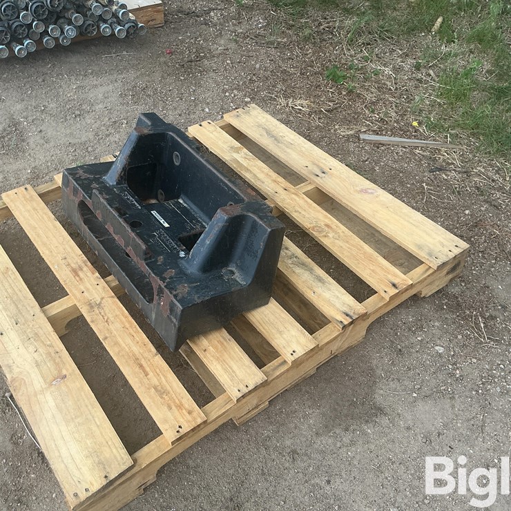Case IH 87448319 Weight Bracket