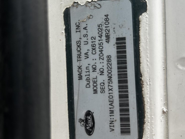 2005-mack-vacuum-truck-5222-image-3