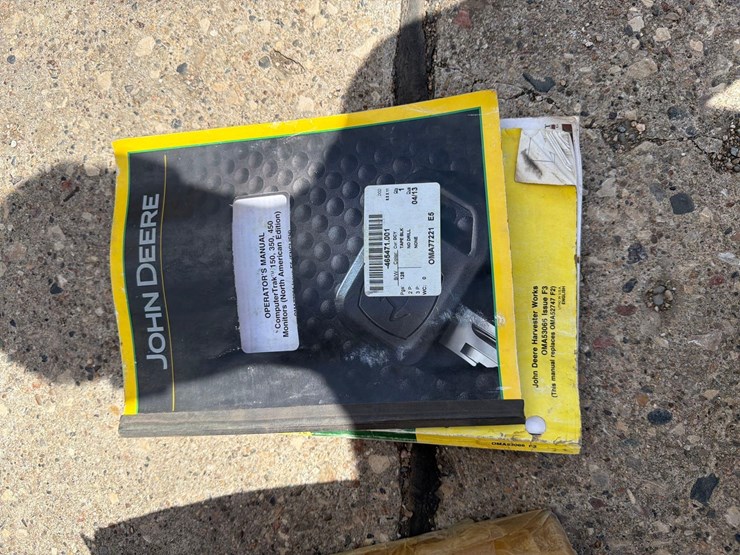 john-deere-7200-image-43