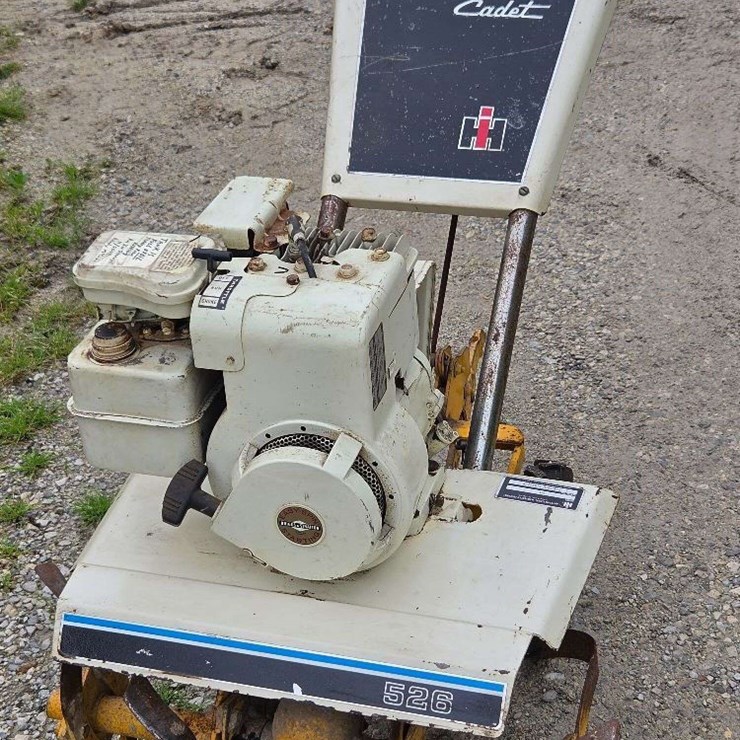 1975 Cub Cadet 526 Tiller
