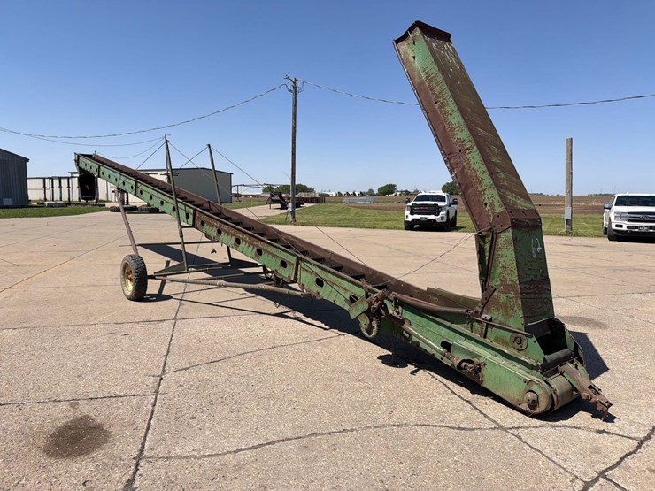 john-deere-350-image-1