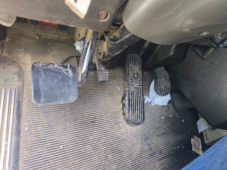 1997-kenworth-t800-image-127
