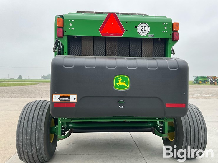 2022-john-deere-560m-image-6