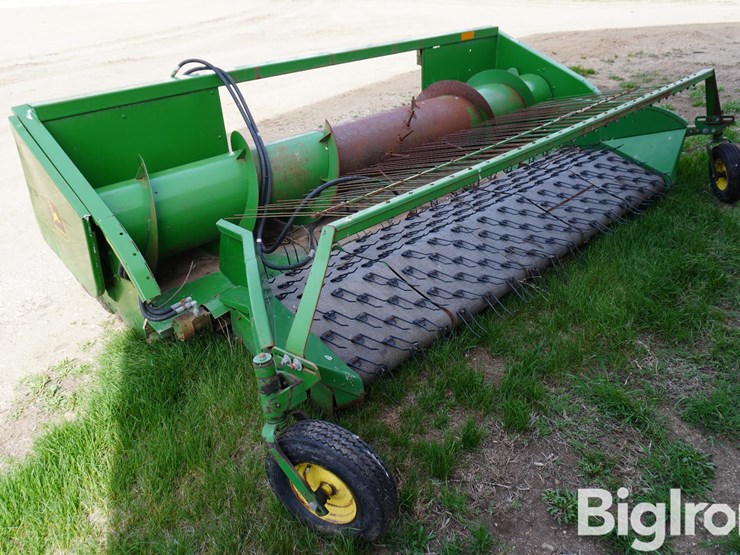 john-deere-12-image-3