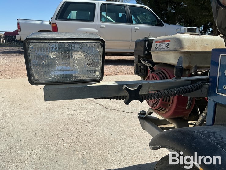 2004-graco-line-driver-6900-ride-on-striping-system-image-20