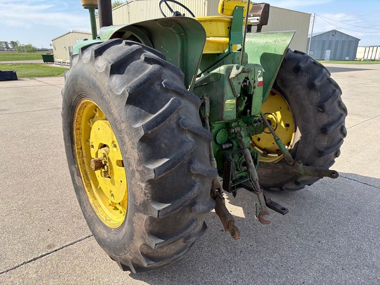 john-deere-4020-image-6
