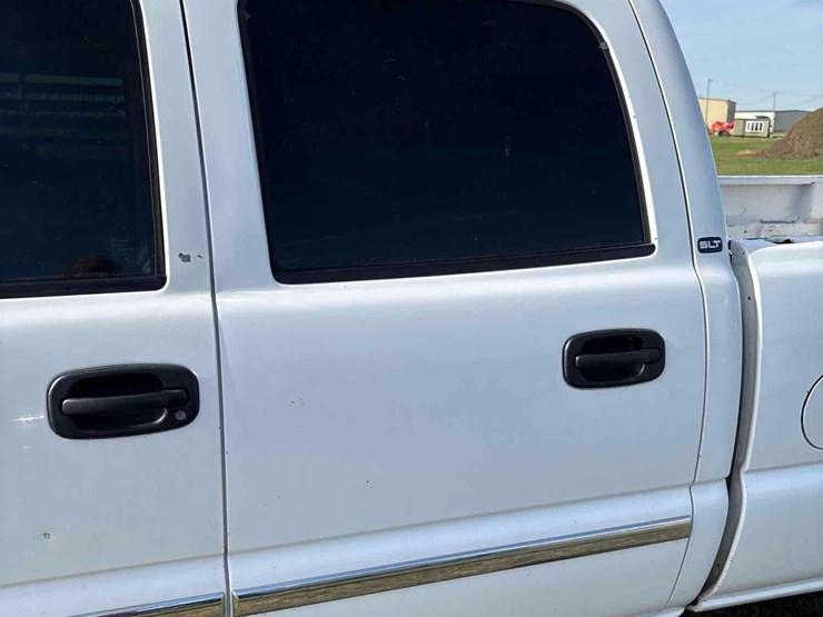 2002-gmc-2500-image-9