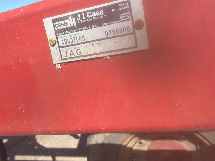 case-ih-4800-image-31