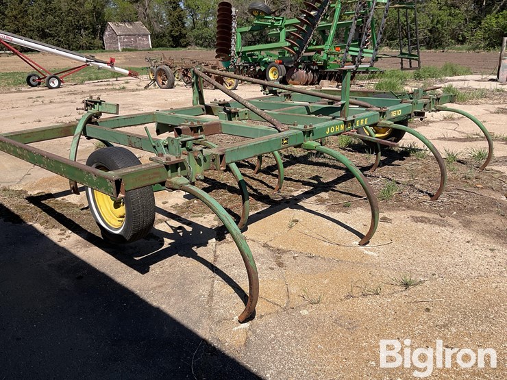 john-deere-1610-image-8