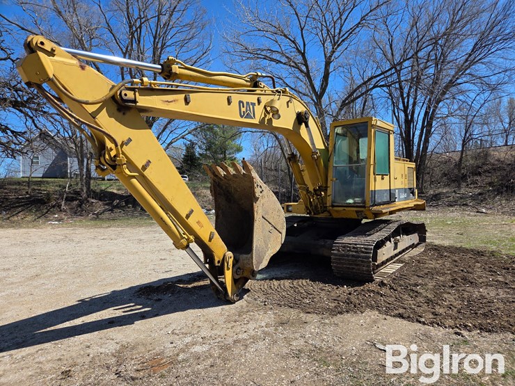 caterpillar-225-image-9