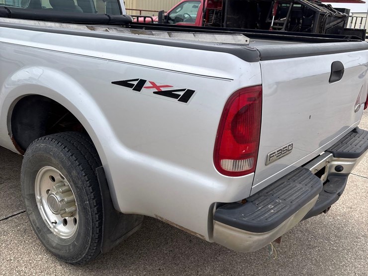 2001-ford-f250-image-17