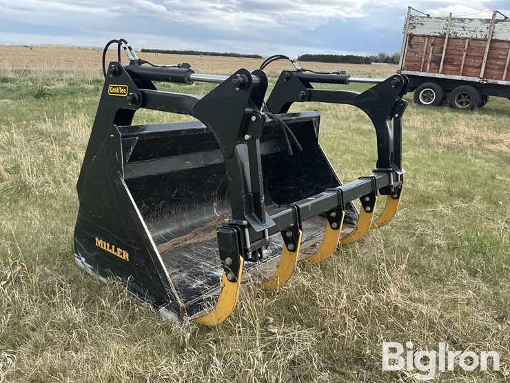 jcb-tm220-image-3