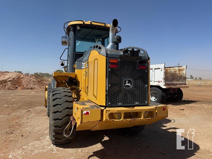 2018-deere-524kii-image-3