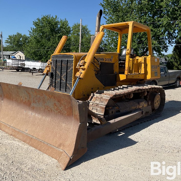 1990 DEERE 850B