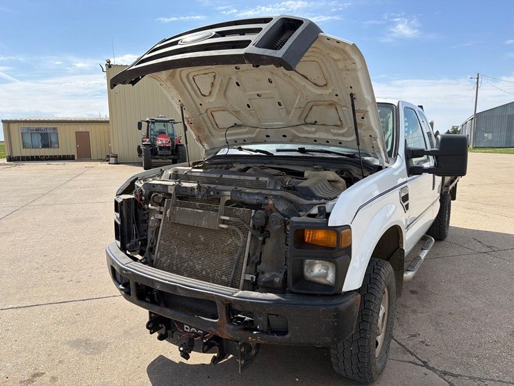 2008-ford-f250-image-43