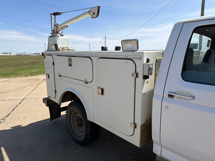 1996-ford-f350-image-18