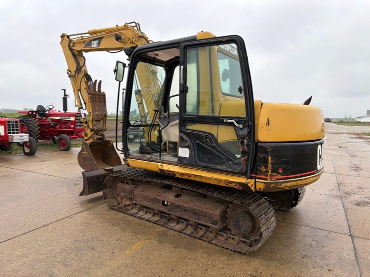 caterpillar-307c-image-20