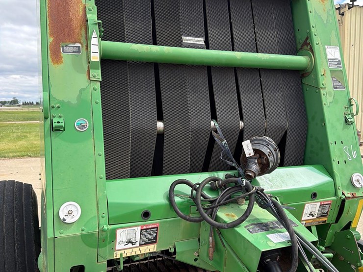 john-deere-568-image-17