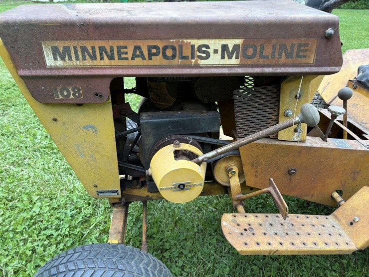 minneapolis-moline-108-image-9
