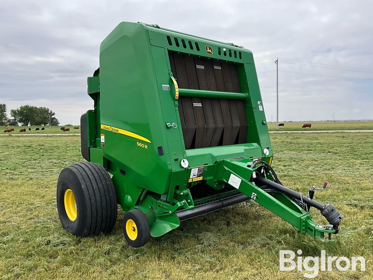 2021-john-deere-560r-image-3
