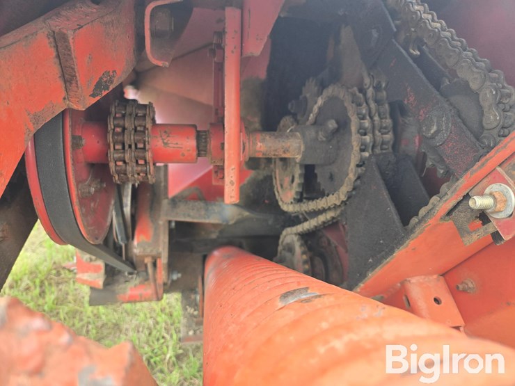 new-holland-495-image-17