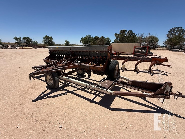 grass-drill-with-trailer-5195-image-1