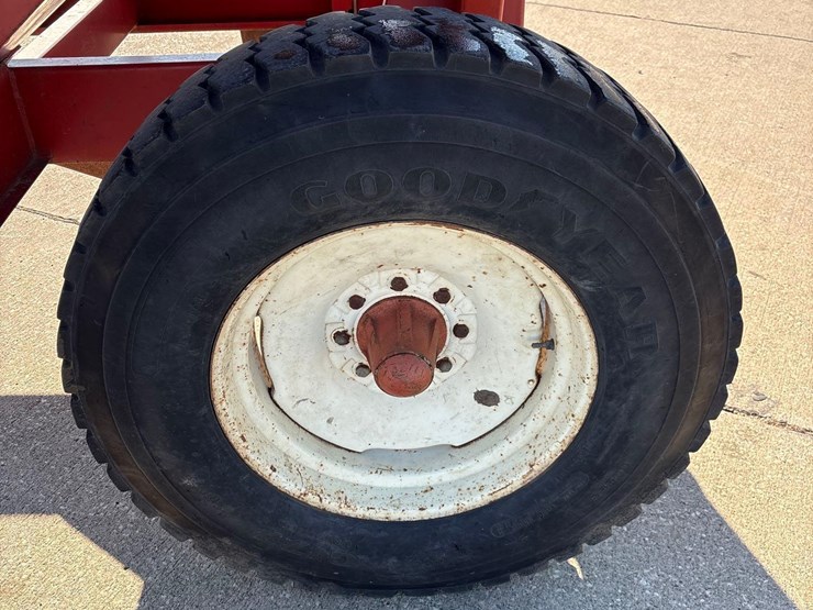 demco-325-image-4