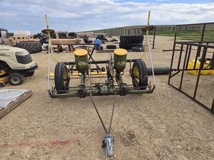 john-deere-2-image-2