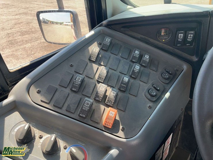2012-ic-bus-ce-image-15