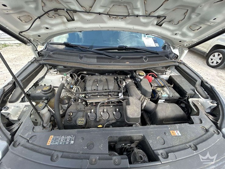 2019-ford-explorer-image-6