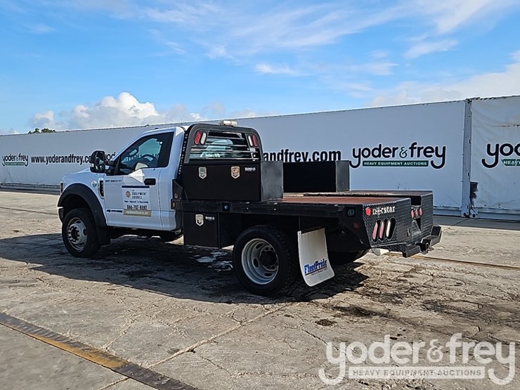ford-f350-xl-image-4