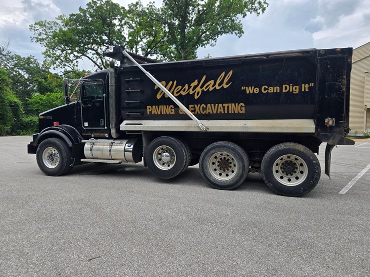 2015-kenworth-t800-image-10