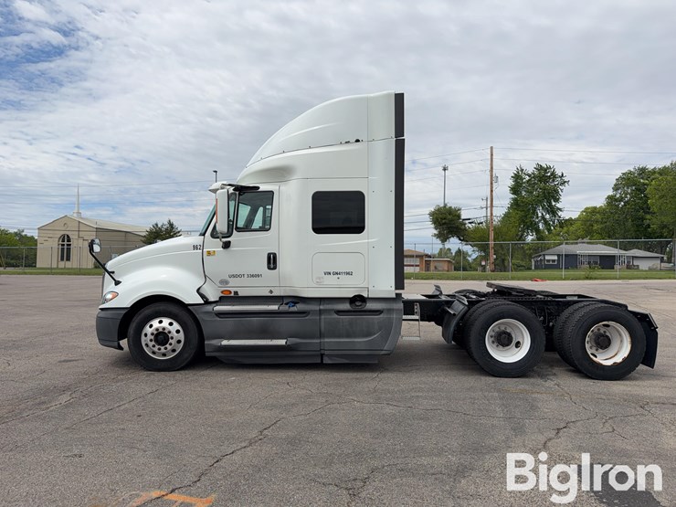 2016-international-prostar-image-8