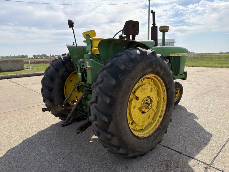 john-deere-4020-image-4