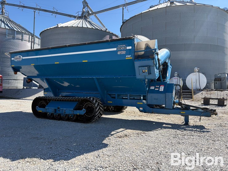 kinze-1050-image-3