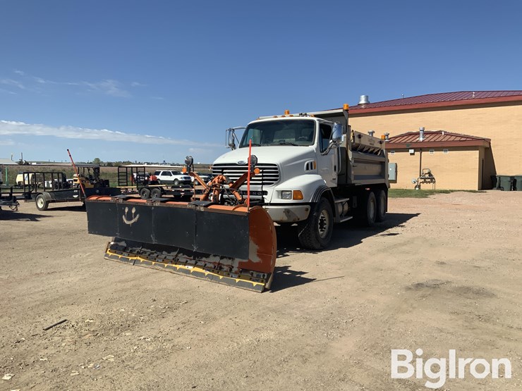 2007-sterling-l9500-image-1