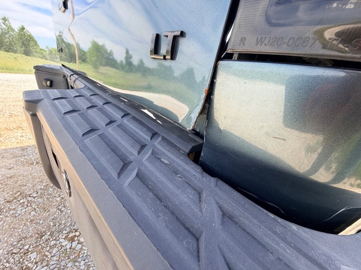 #24066-•-2011-chevrolet-silverado-pickup-truck-image-64