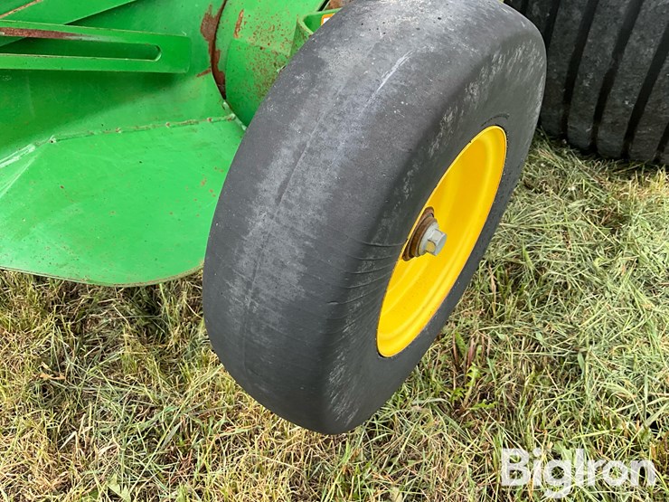 2021-john-deere-560r-image-19