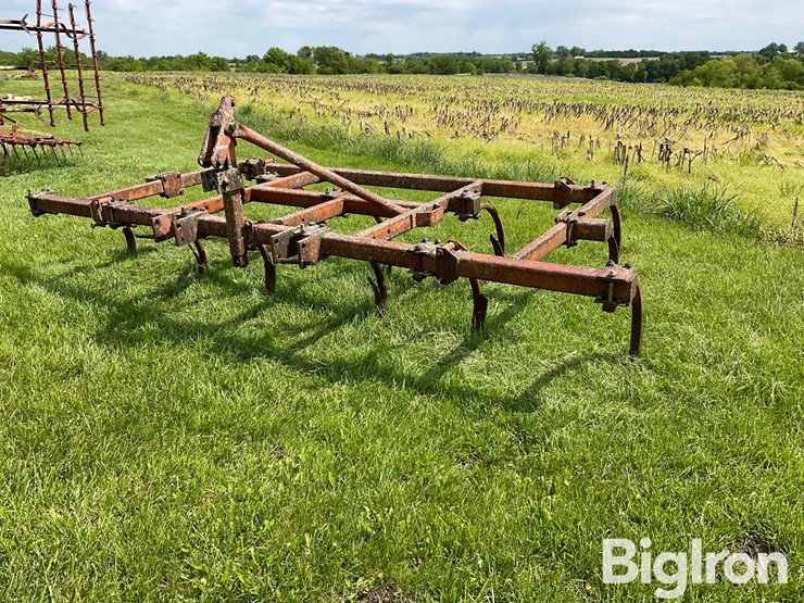 chisel-plow-image-1