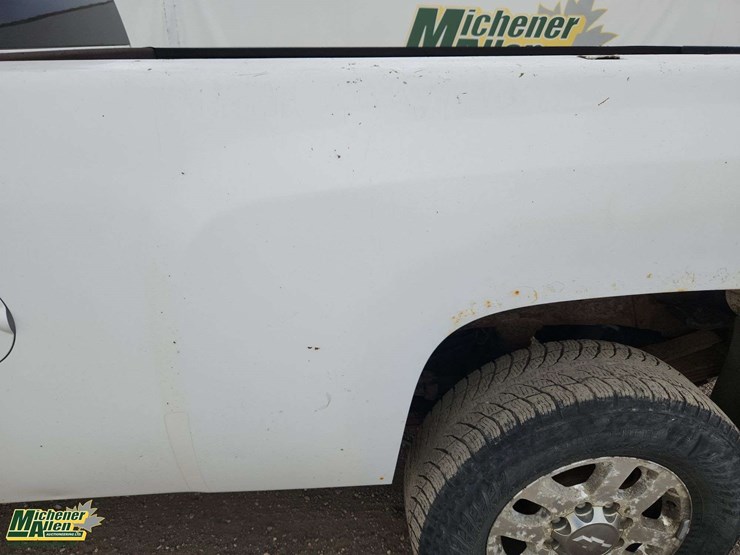 2012-chevrolet-silverado-3500hd-image-49