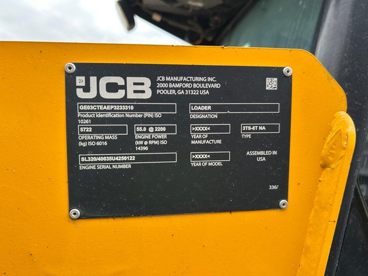 2023-jcb-3ts-8t-image-29
