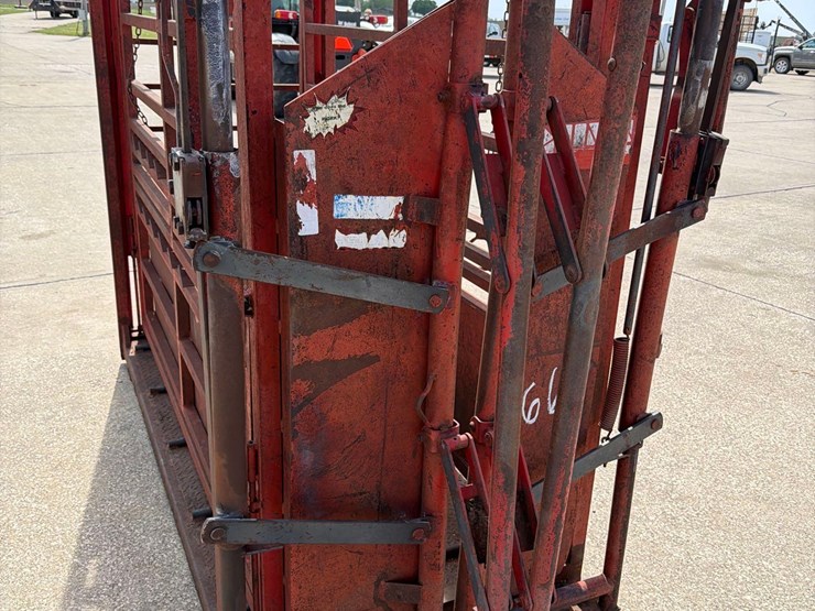 linn-7ft-cattle-working-chute-image-9