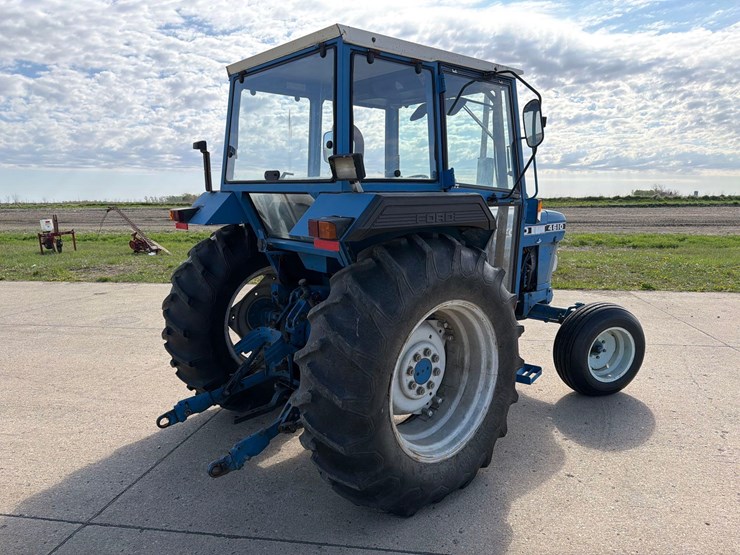 ford-4610-image-4