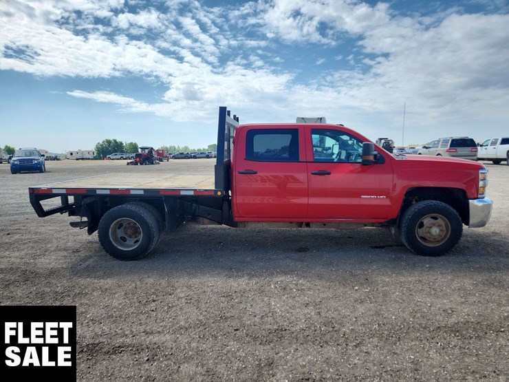 2019-chevrolet-silverado-3500hd-image-23
