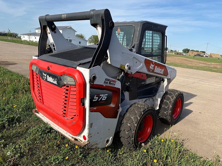 2021-bobcat-s76-image-4