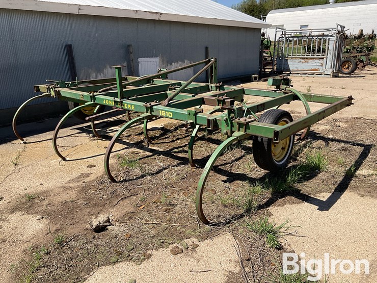 john-deere-1610-image-5